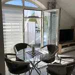 Apartment Bright Attic Near Augsburg *