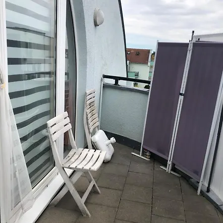 Bright Attic Near Augsburg Apartment *